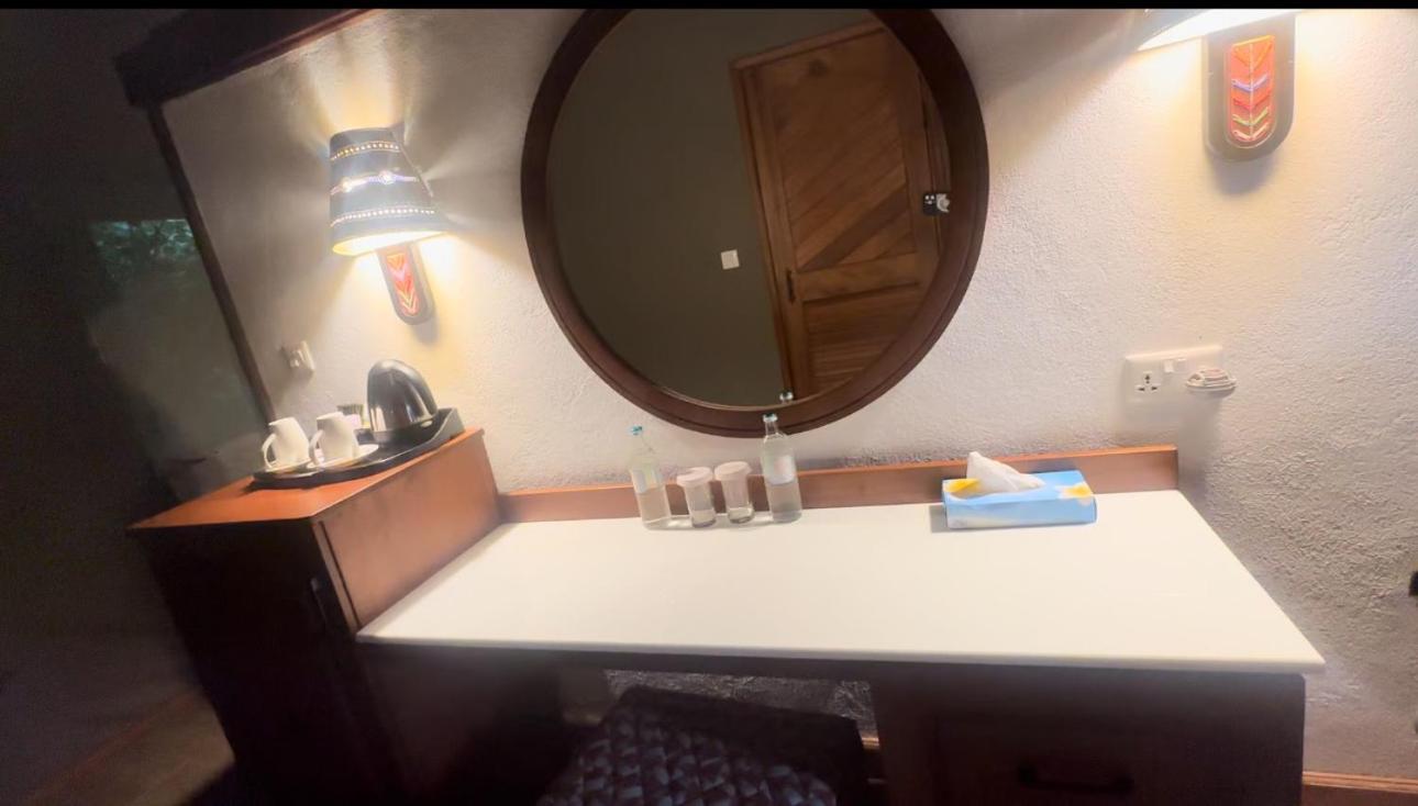 Luluka Guest House Sekenani ภายนอก รูปภาพ
